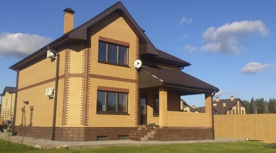 Строительство кирпичного дома в Алматы недорого.