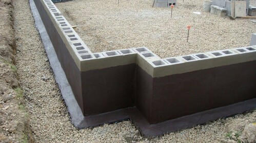 Фундамент из пустотелых бетонных блоков