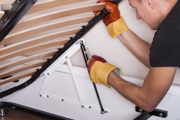 Ремонт мягкой мебели в Алматы-2