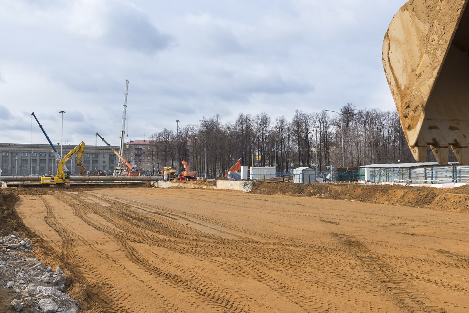 Обратная засыпка котлована песком