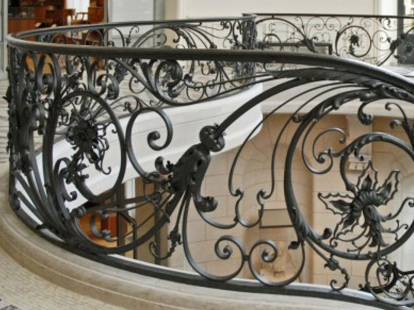 Кованые лестничные ограждения