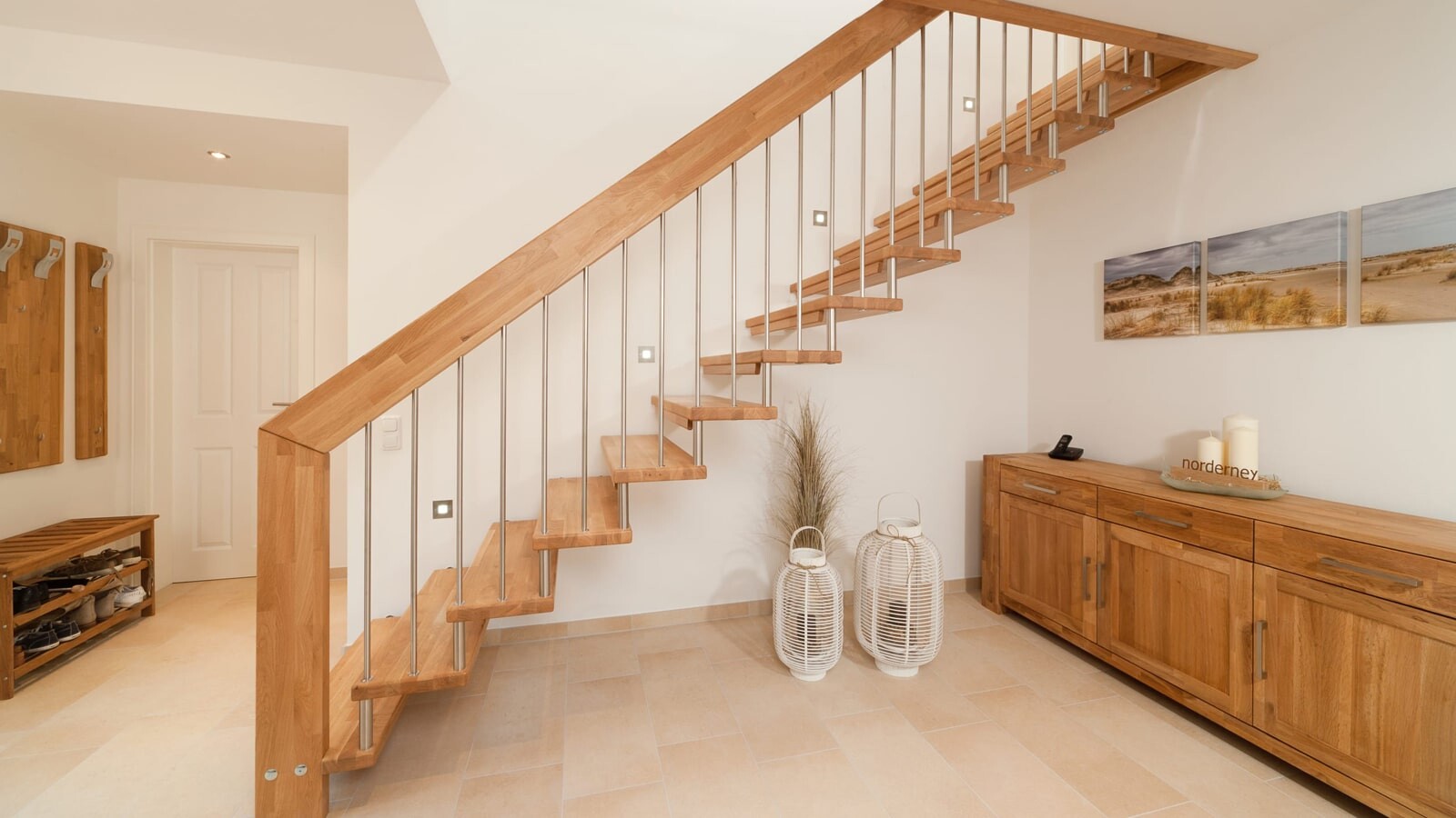 Лестница на больцах