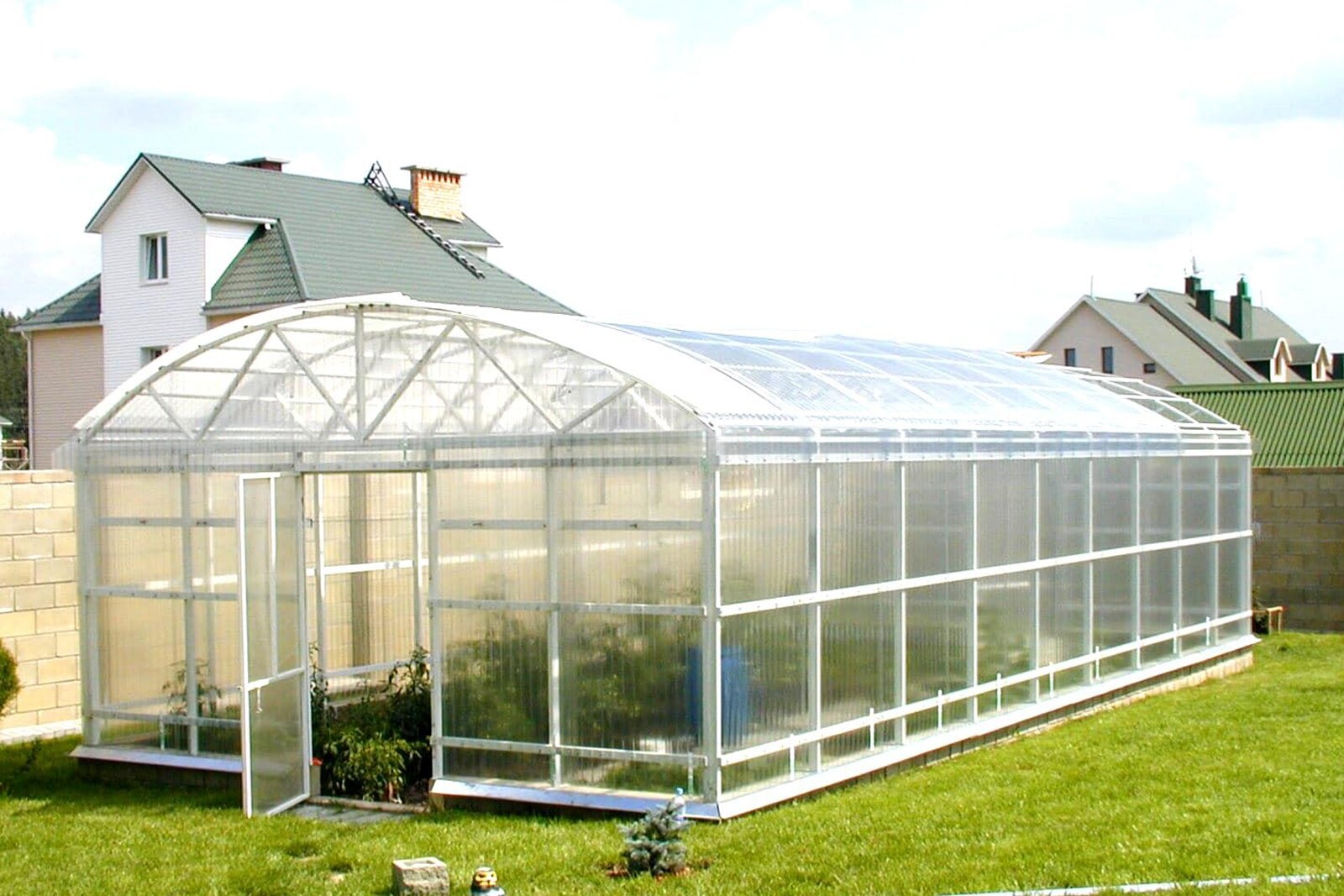 Металлоконструкции для изготовления теплиц и парников