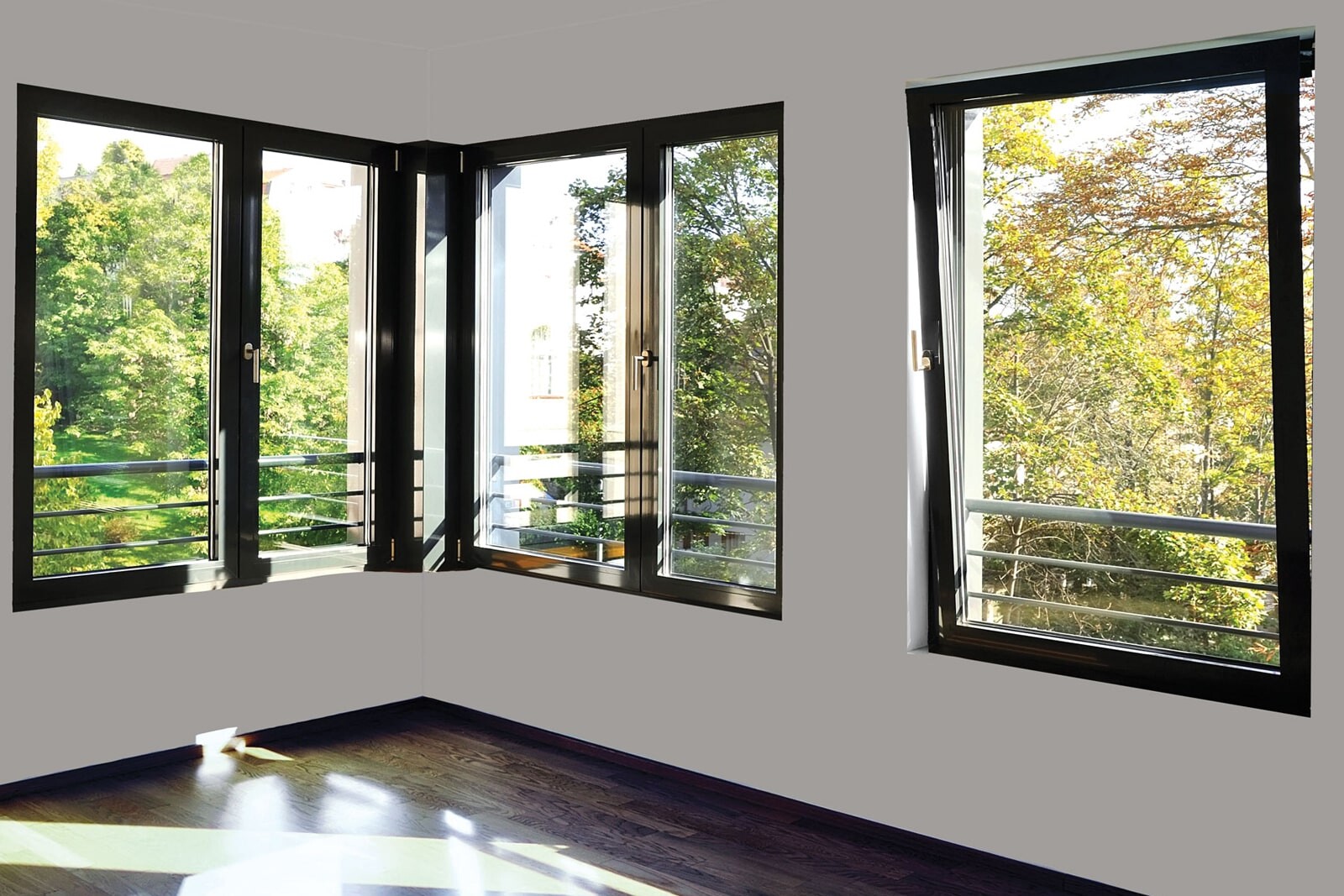 Цветные пластиковые окна