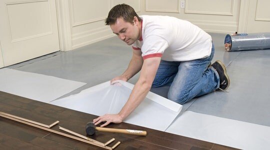 Укладка паркета в Алматы с подложкой