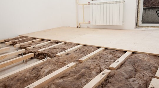 Выравнивание пола в Алматы фанерой по лагам