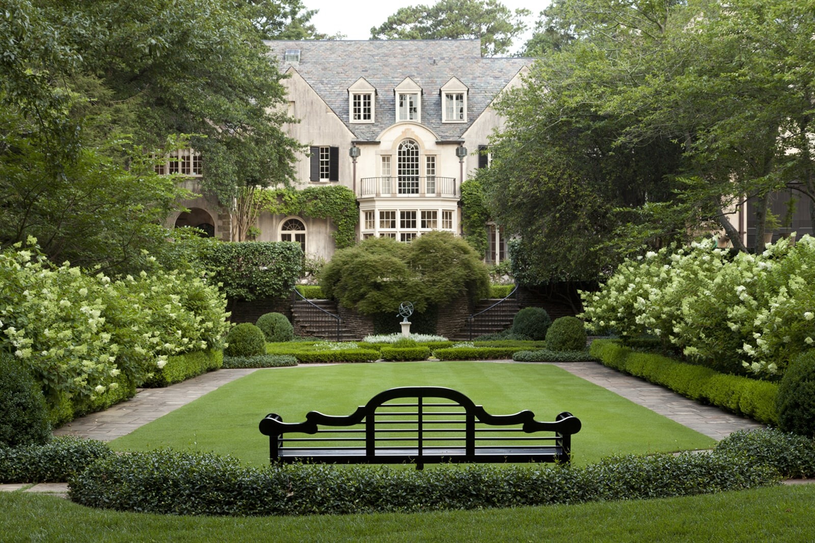 Классический стиль в ландшафтном дизайне