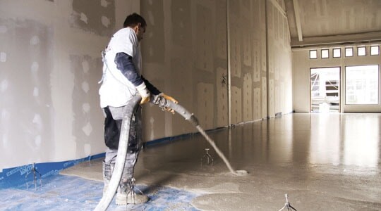 Устройство бетонной стяжки пола в Алматы механизированная самовыравнивающаяся