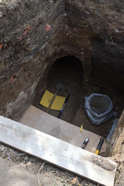 Копка штольни вручную