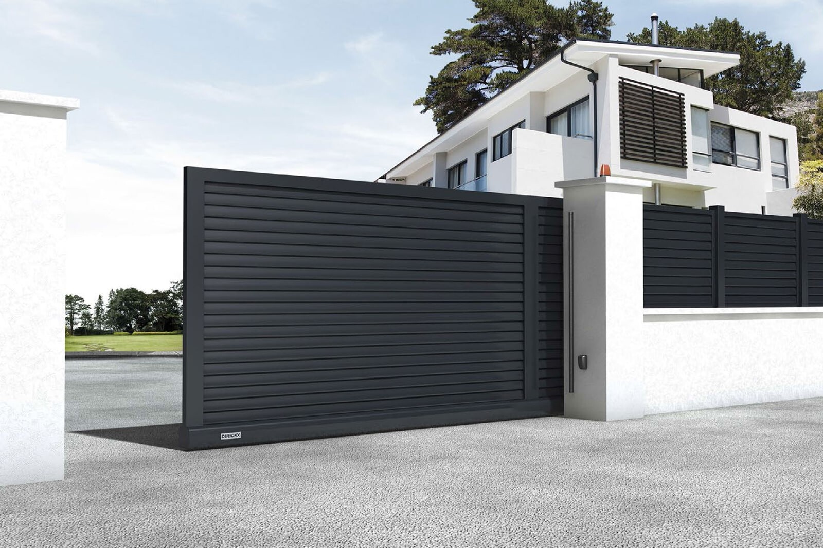 Раздвижные ворота для загородного дома