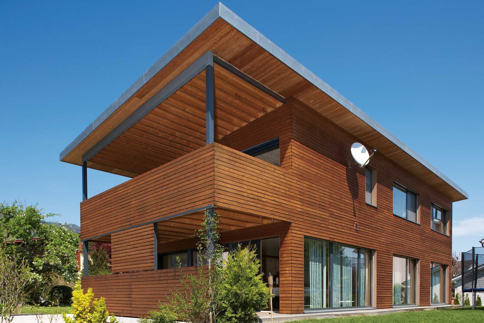 Натуральное дерево в качестве отделочного материала