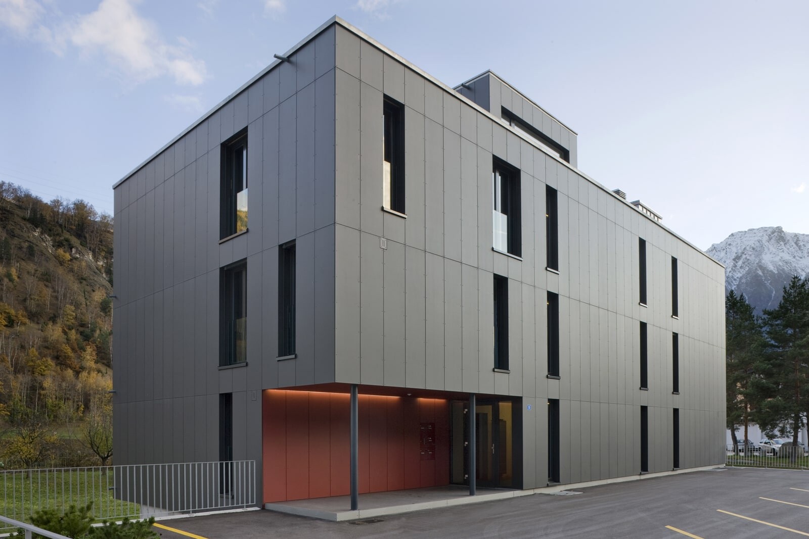 Отделка металлокассетами в Алматы 